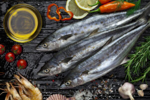 pescado con verduras y especias